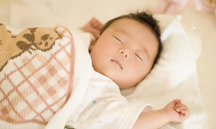生後1ヶ月赤ちゃん