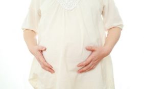 【助産師監修】妊娠30週目(妊娠8ヶ月)のママと赤ちゃんの様子