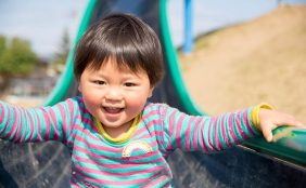 【助産師監修】3歳の子どもの発達。言葉や成長過程は?