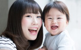 【助産師監修】母乳とミルクの違いは何?無理をしない母乳育児のコツ