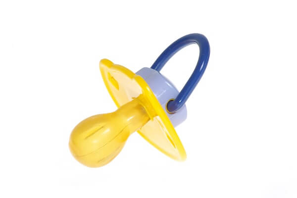 助産師監修 赤ちゃんのおしゃぶりはいつから 歯並びに悪影響 Amoma 公式 母乳育児向け専門ハーブティー アロマ マッサージオイル Amoma Natural Care通販サイト