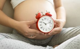 【助産師監修】出産にかかる時間。初産の場合はどれくらいかかる?