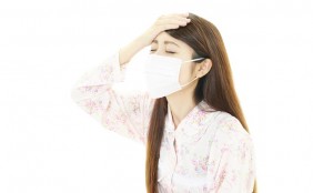 【助産師監修】授乳中の風邪、治し方は?市販の風邪薬は飲める?