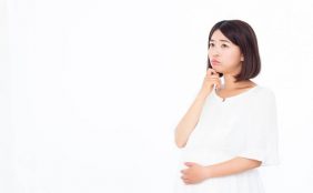 【助産師監修】赤ちゃんは大丈夫?妊娠中期・後期のお腹の張り