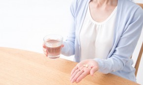 【助産師監修】排卵誘発剤の副作用って?効果とリスクについて