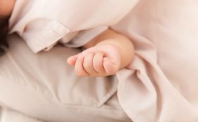 【助産師監修】乳幼児突然死症候群(SIDS)について