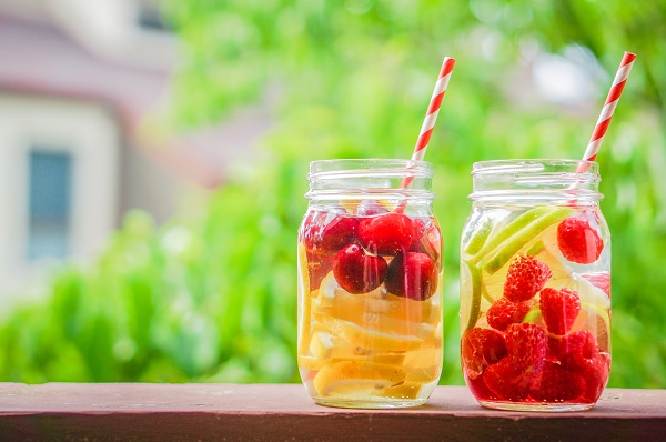 Detox water cocktail