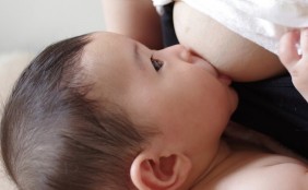【助産師監修】授乳中に妊娠しにくい理由は?妊娠したい時はどうする?
