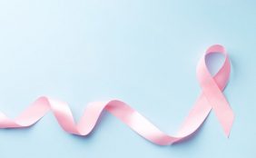 【助産師監修】妊娠中の乳がん検診。検査方法や費用について