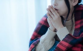 【助産師監修】妊娠中に冷えは大敵!?妊婦さんの冷えの原因や予防法について
