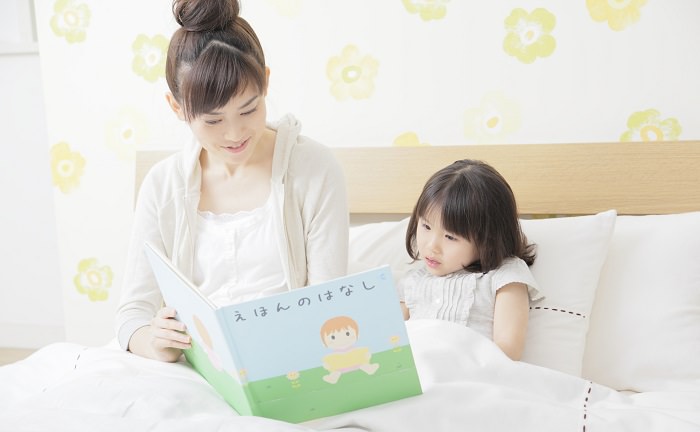 幼児教育_ママと子ども