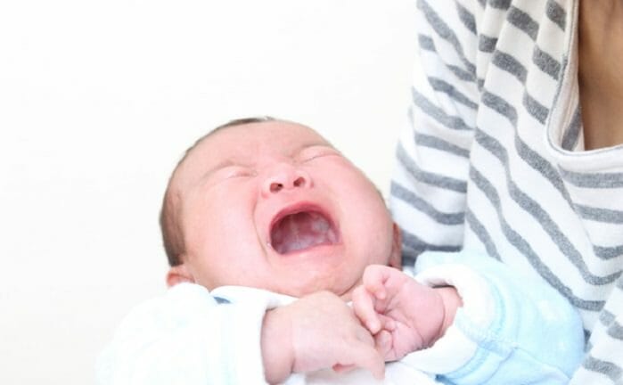 助産師監修 新生児が母乳を吐くのはなぜ ママができるケア方法は Amoma