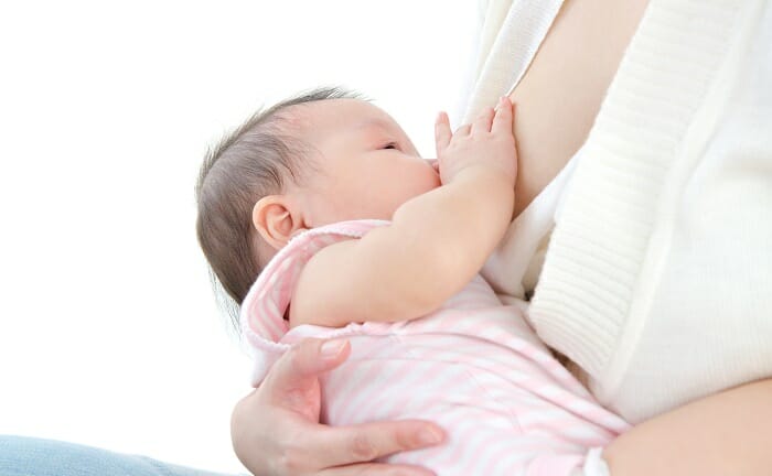 生後1ヶ月 授乳に毎回時間がかかり 30分から1時間ほどかかることも 回数も多いので疲れます Amoma 公式 母乳育児向け専門ハーブティー アロマ マッサージオイル Amoma Natural Care通販サイト